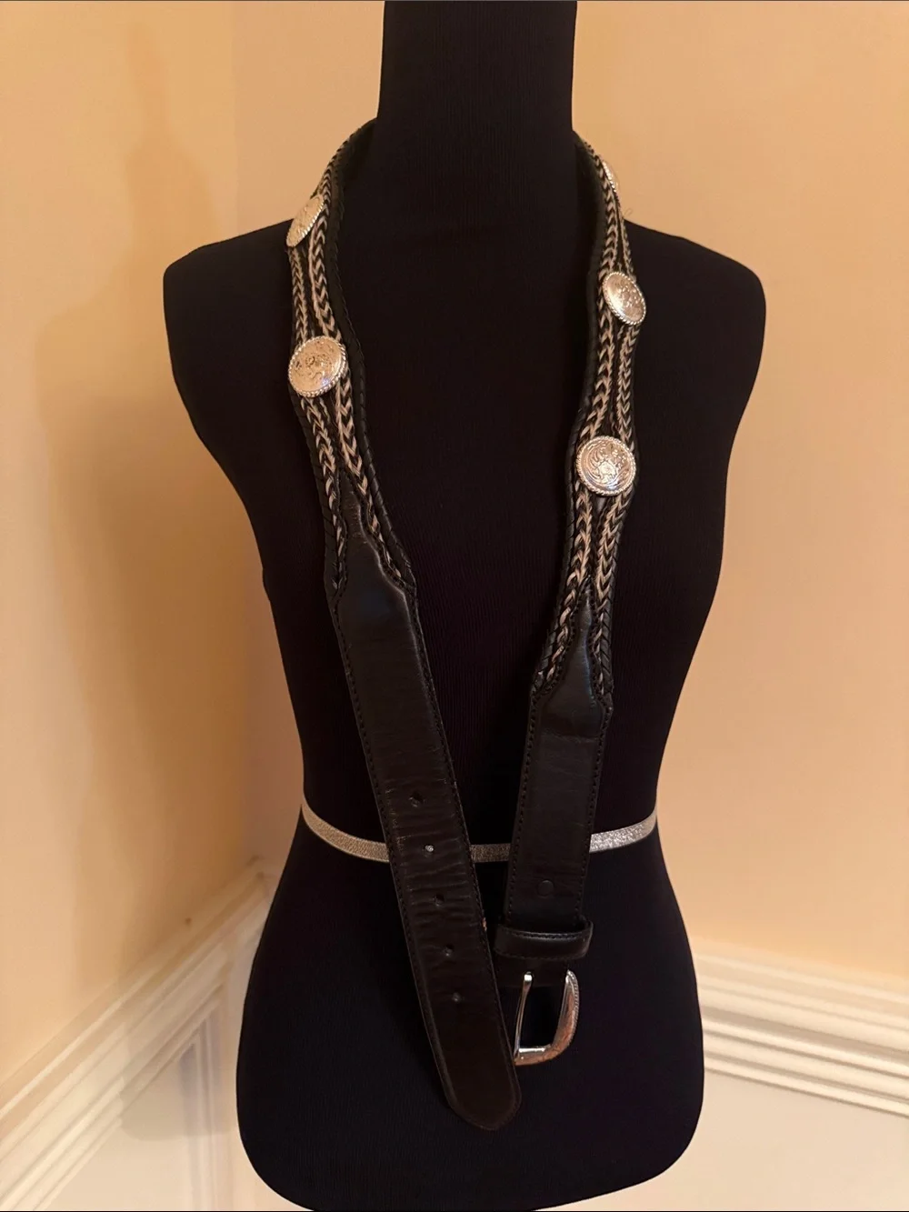 Tony Lama Black Leather Belt with‎ Silver Western Buckle Sz 42